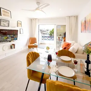 Apartment Lanzarote Harbour View, Tias
